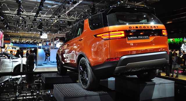 Land Rover al Salone di Parigi 2016
