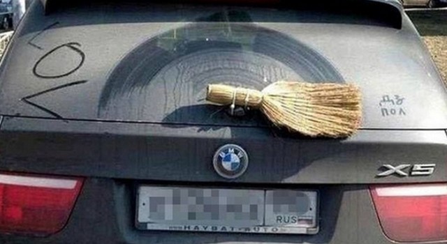 Le riparazioni auto più assurde