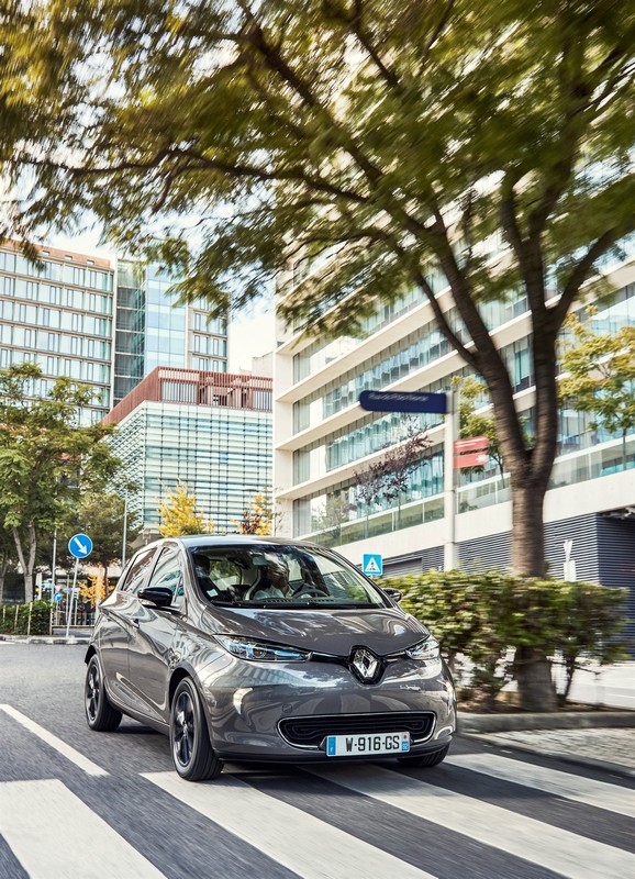 Nuova Renault Zoe: le immagini ufficiali