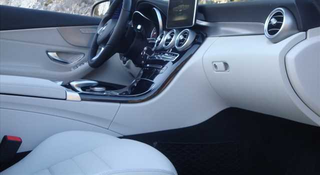 Mercedes Classe C Cabrio: la prova su strada