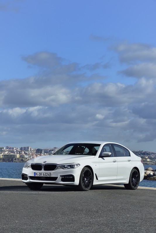 Nuova Bmw Serie 5 2017: foto ufficiali inedite