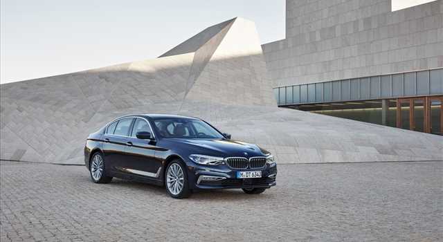 Nuova Bmw Serie 5 2017: foto ufficiali inedite