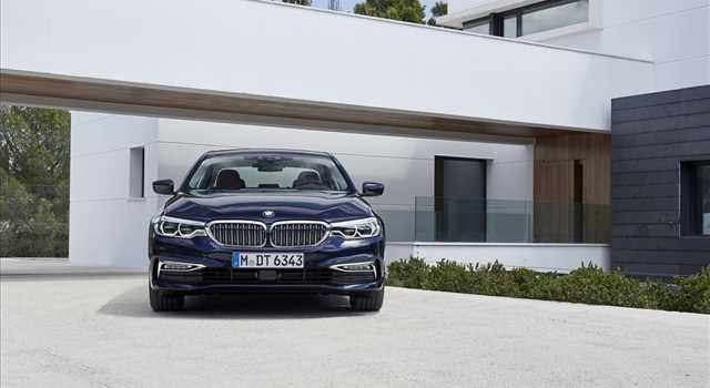 Nuova Bmw Serie 5 2017: foto ufficiali inedite