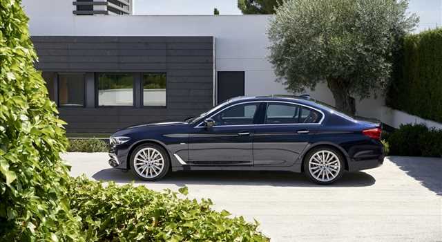 Nuova Bmw Serie 5 2017: foto ufficiali inedite