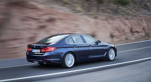 Nuova Bmw Serie 5 2017: foto ufficiali inedite