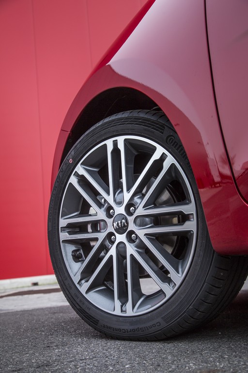 Kia Rio 2017: nuove immagini ufficiali
