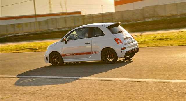 Abarth 595 Competizione, la prova su strada
