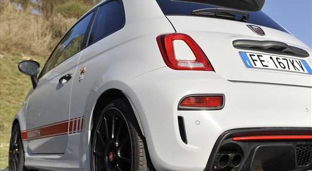 Abarth 595 Competizione, la prova su strada