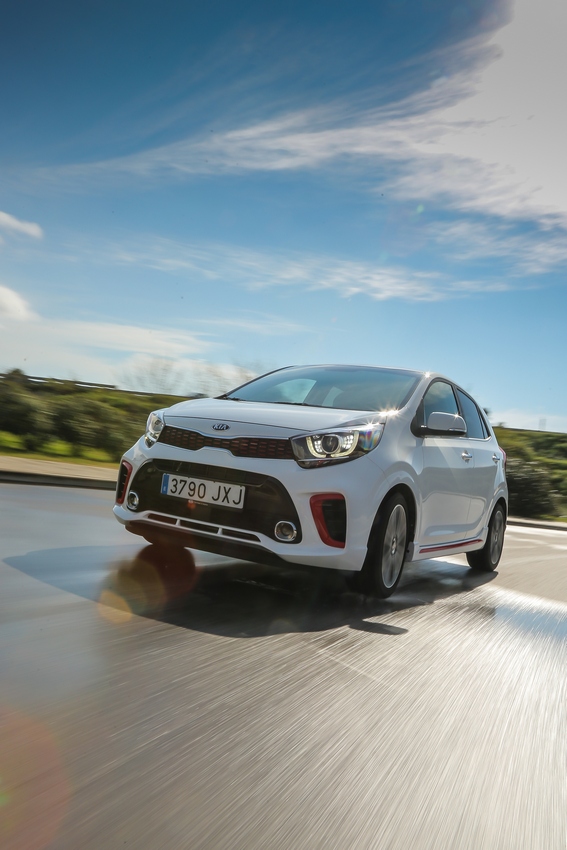 Kia Picanto 2017, immagini inedite