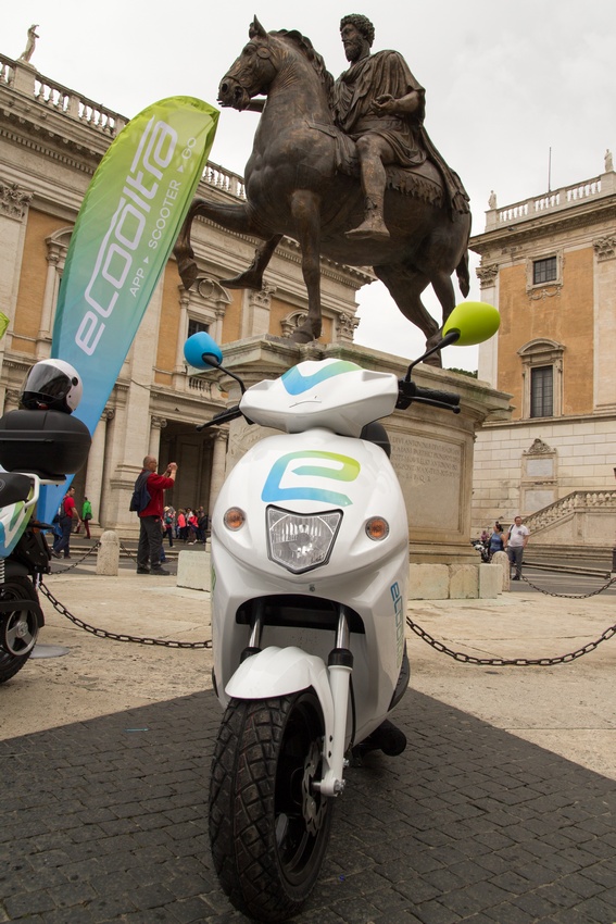 eCooltra: lo scooter sharing elettrico sbarca a Roma