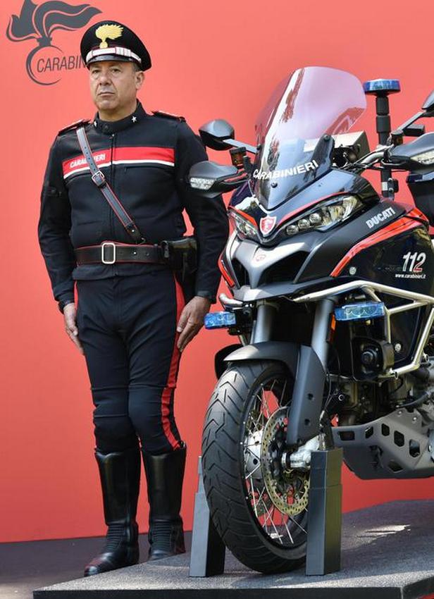 Ducati Multistrada Carabinieri: immagini ufficiali