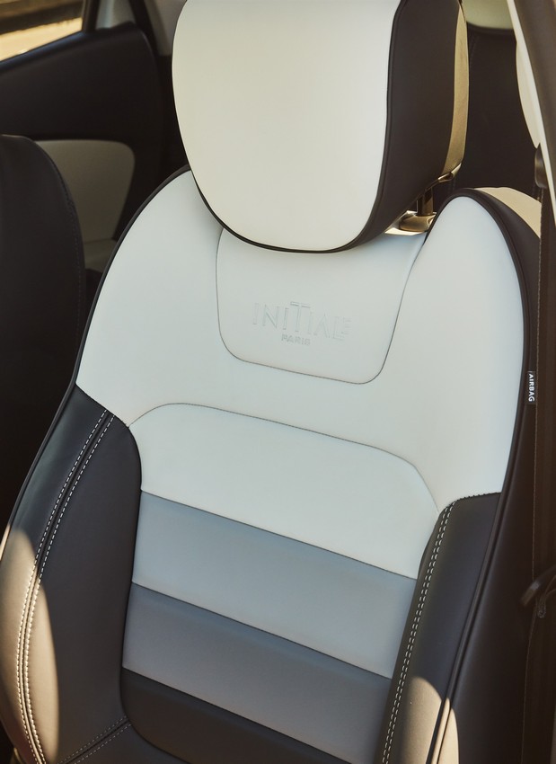 Renault Captur restyling: nuove immagini ufficiali