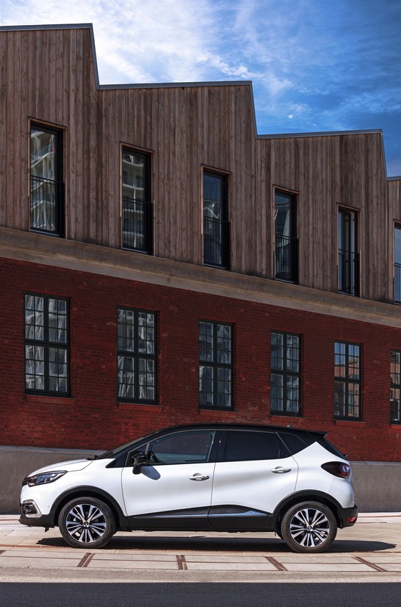 Renault Captur restyling: nuove immagini ufficiali