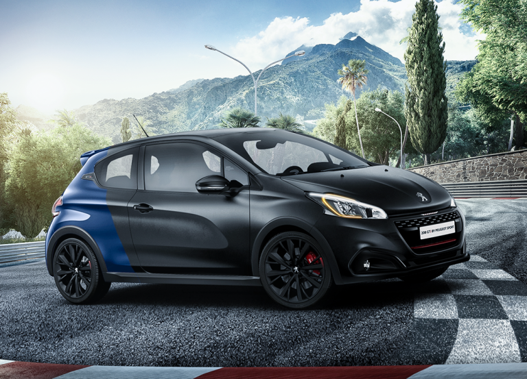 Peugeot 208 GTi by Peugeot Sport: immagini ufficiali