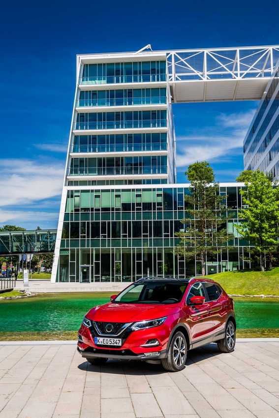 Nuova Nissan Qashqai: immagini ufficiali