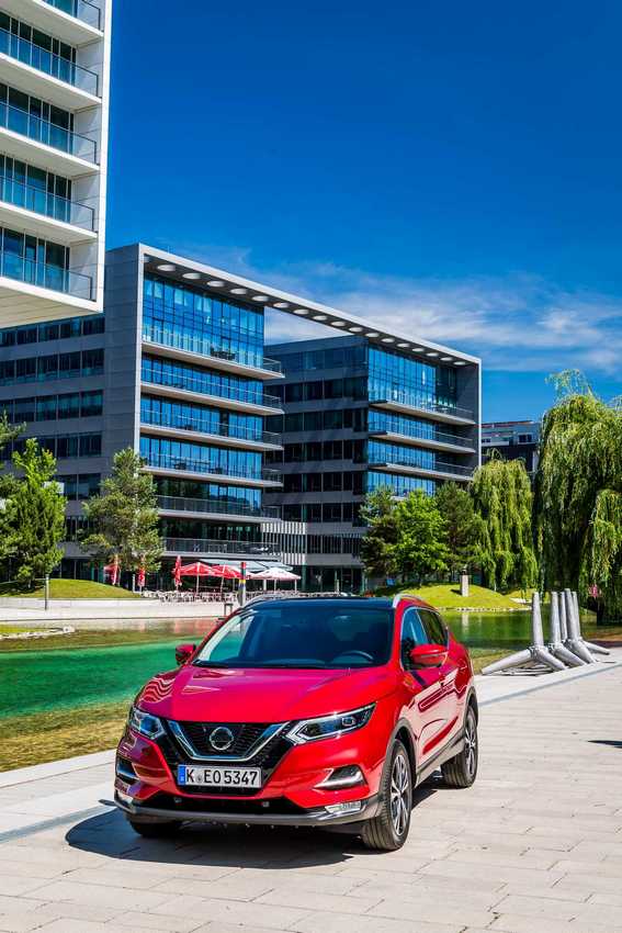 Nuova Nissan Qashqai: immagini ufficiali