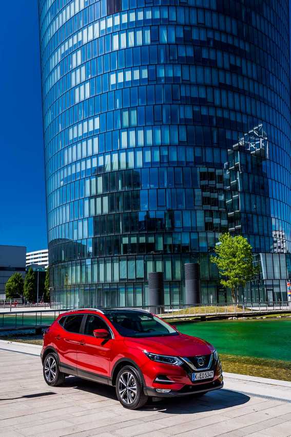 Nuova Nissan Qashqai: immagini ufficiali