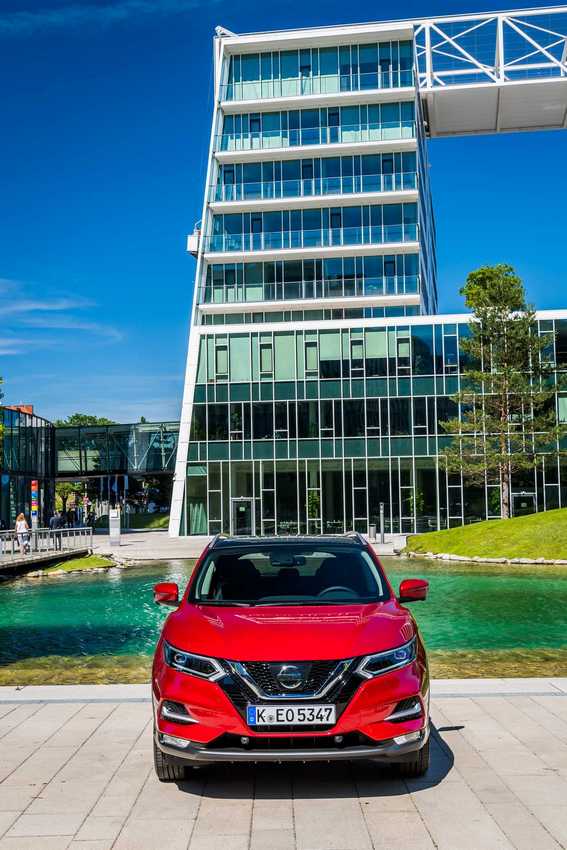 Nuova Nissan Qashqai: immagini ufficiali