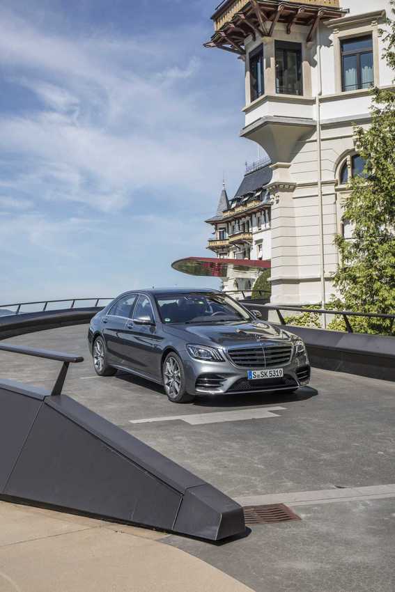 Mercedes Classe S restyling: immagini ufficiali inedite