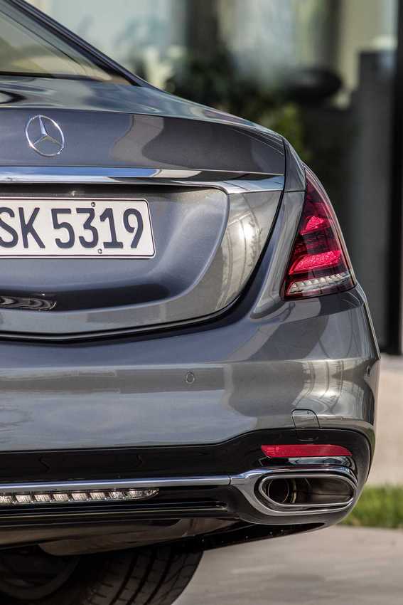 Mercedes Classe S restyling: immagini ufficiali inedite