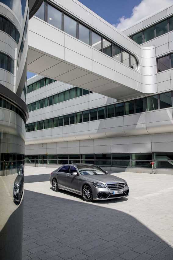 Mercedes Classe S restyling: immagini ufficiali inedite