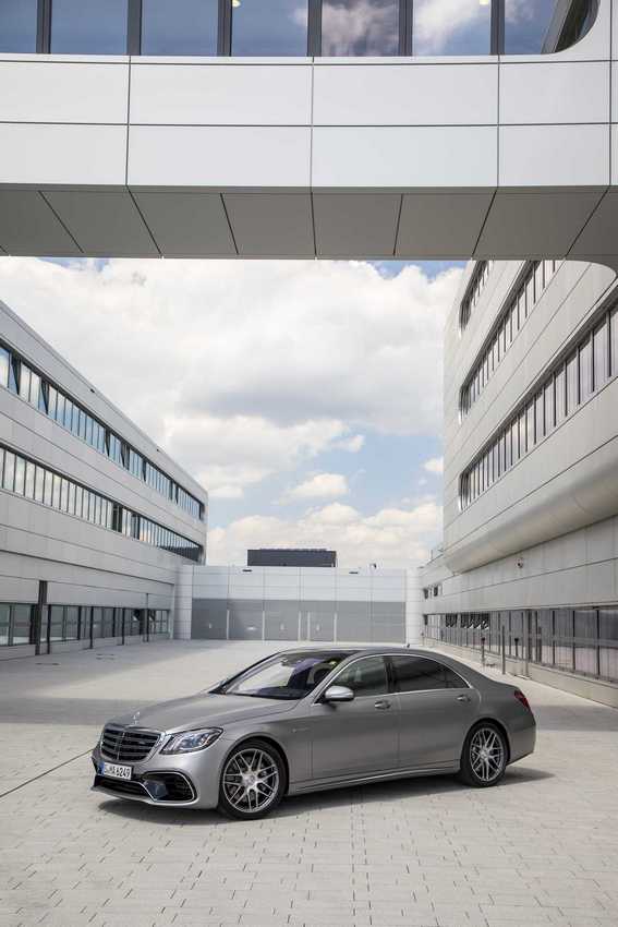 Mercedes Classe S restyling: immagini ufficiali inedite