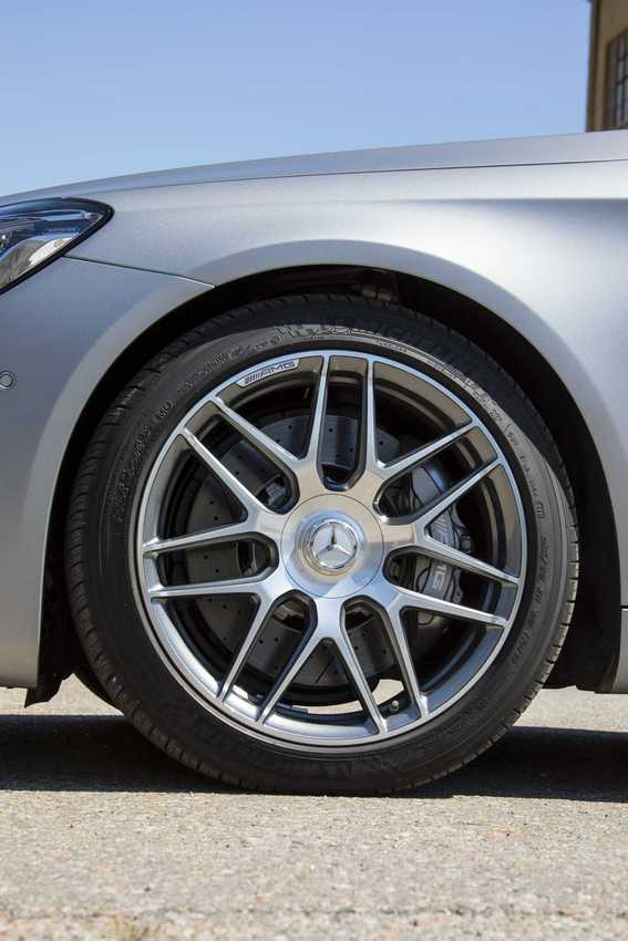 Mercedes Classe S restyling: immagini ufficiali inedite