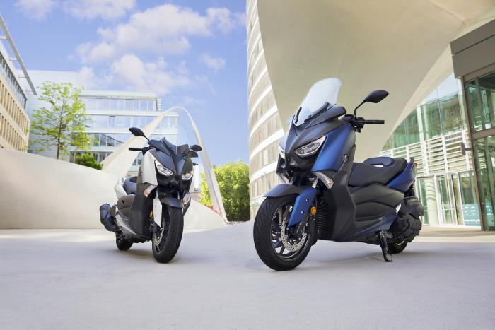 Yamaha X-Max 400: le immagini ufficiali