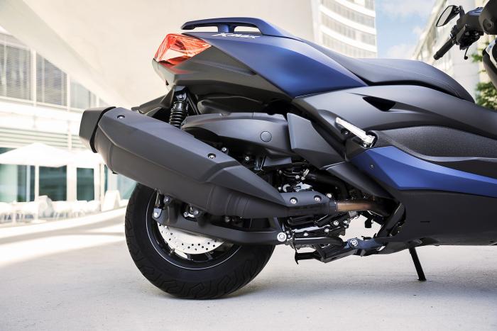Yamaha X-Max 400: le immagini ufficiali