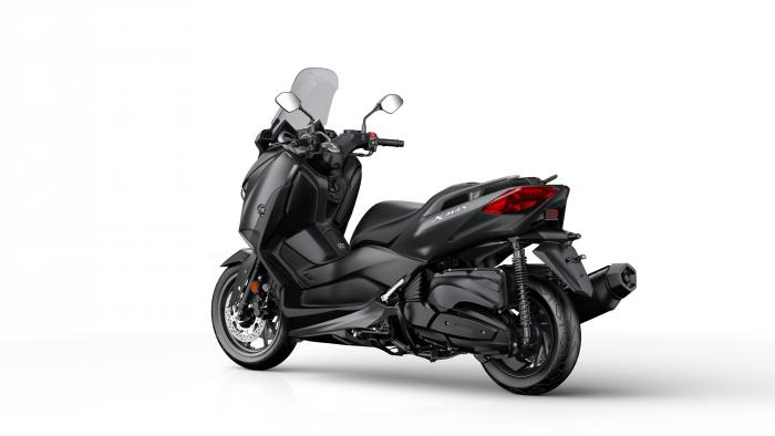 Yamaha X-Max 400: le immagini ufficiali