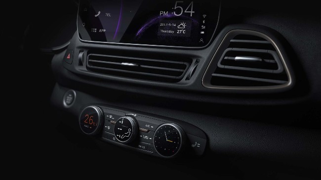 Chery: i teaser del SUV