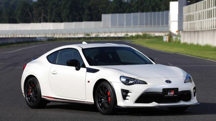 Toyota: debutta il brand sportivo GR