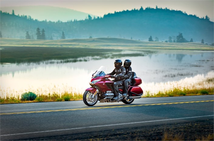 Honda GL1800 Gold Wing 2018: le immagini