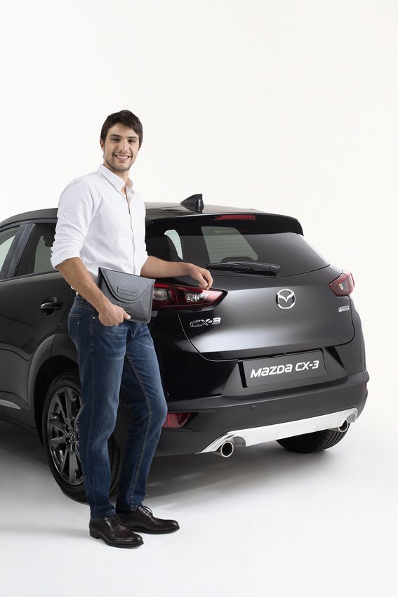 Mazda CX-3 Limited Edition Pollini: immagini ufficiali