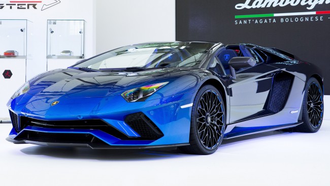 Aventador S Roadster 50th Anniversary Japan