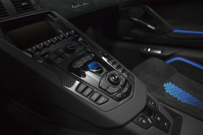 Aventador S Roadster 50th Anniversary Japan