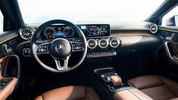 Nuova Mercedes Classe A: le prime immagini degli interni