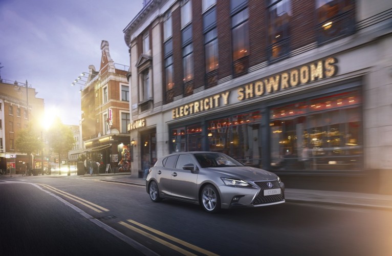 Lexus CT Hybrid MY 2018: le immagini ufficiali