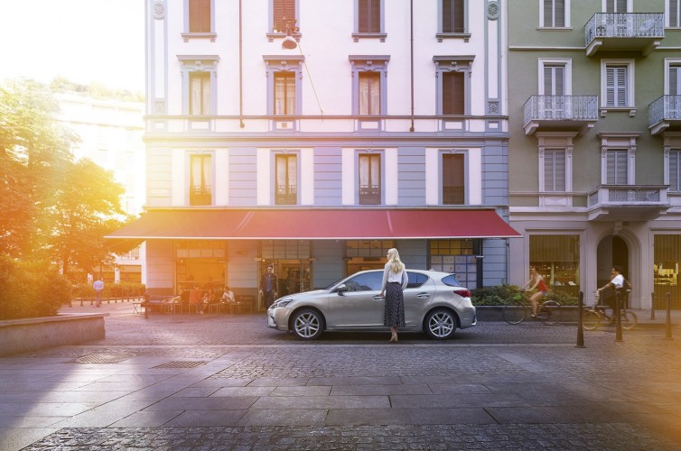 Lexus CT Hybrid MY 2018: le immagini ufficiali