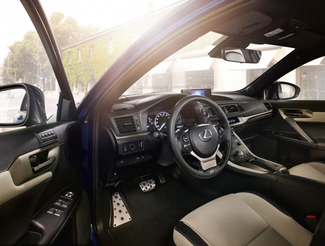 Lexus CT Hybrid MY 2018: le immagini ufficiali