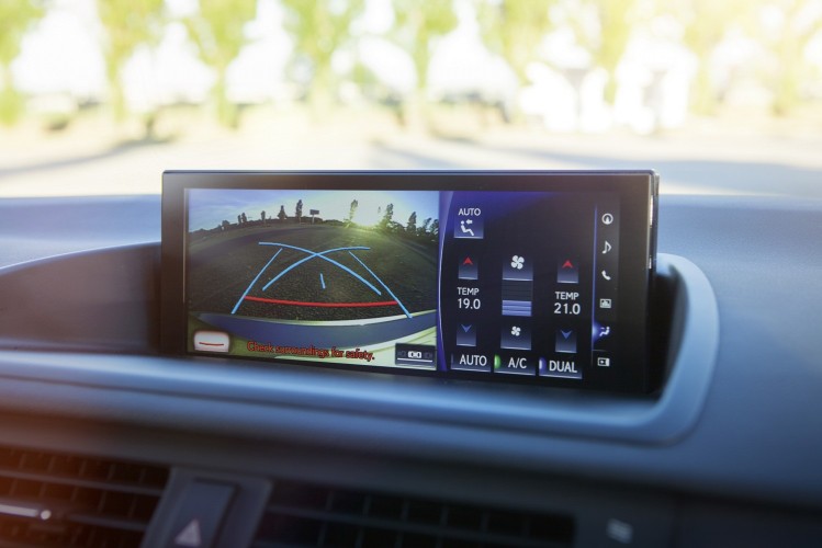 Lexus CT Hybrid MY 2018: le immagini ufficiali