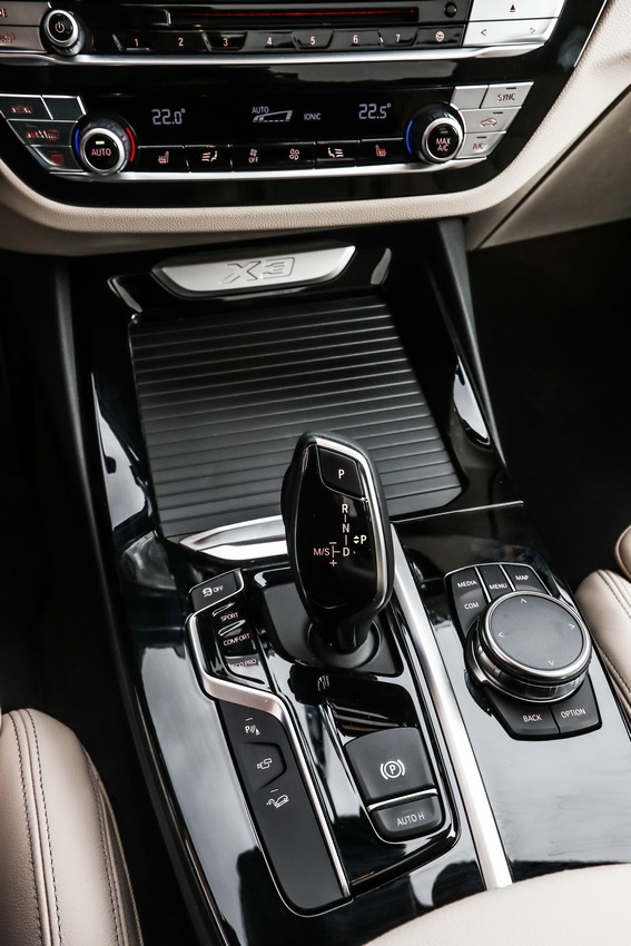 Nuova Bmw X3: immagini inedite