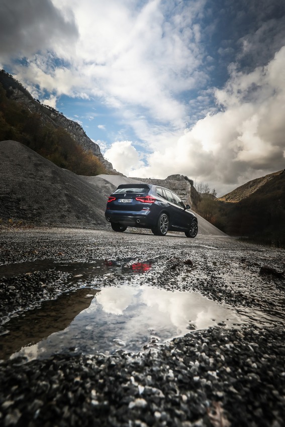 Nuova Bmw X3: immagini inedite