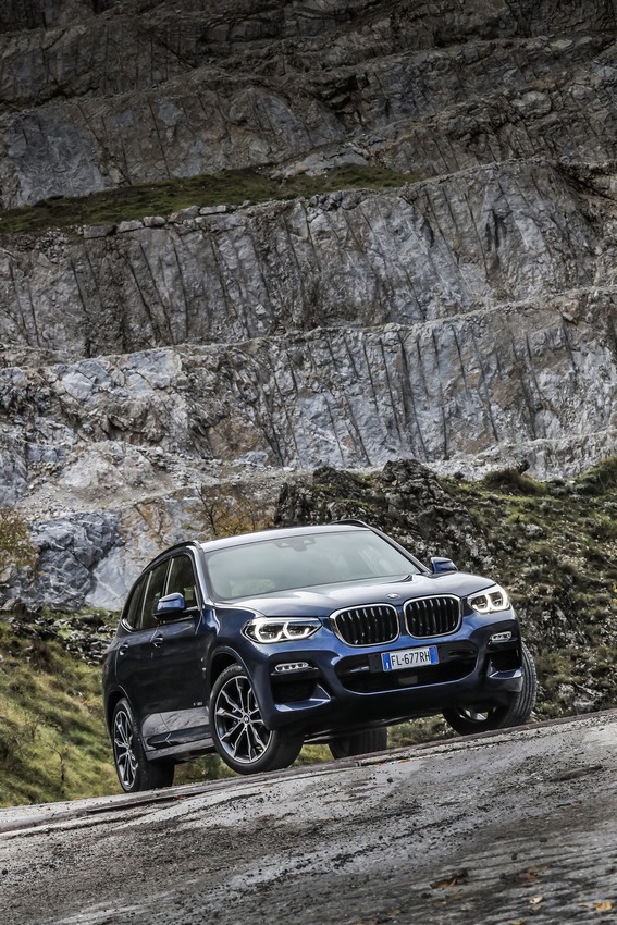 Nuova Bmw X3: immagini inedite