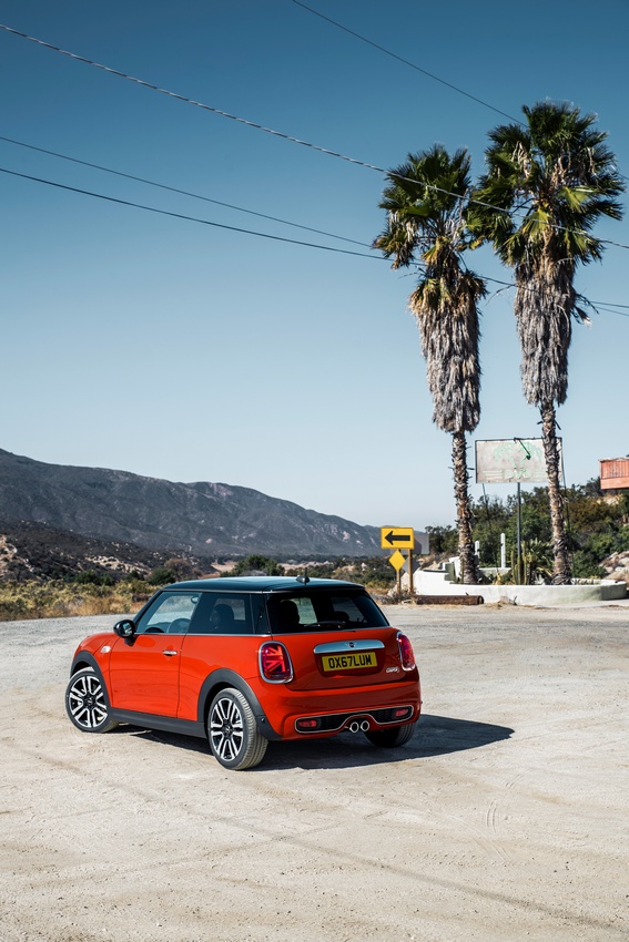 Nuova Mini MY 2018: foto ufficiali