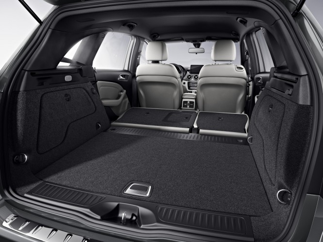 Nuova Mercedes Classe B Tech: le immagini ufficiali