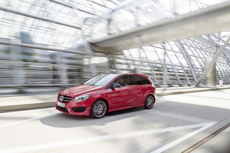 Nuova Mercedes Classe B Tech: le immagini ufficiali