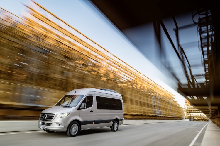 Nuovo Mercedes Sprinter: le immagini ufficiali