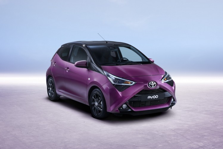 Nuova Toyota Aygo restyling: foto ufficiali