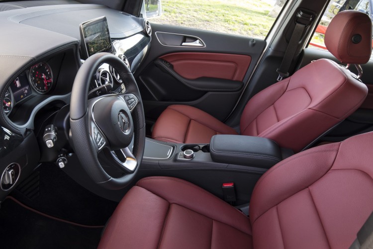 Nuova Mercedes Classe B Tech: le immagini ufficiali